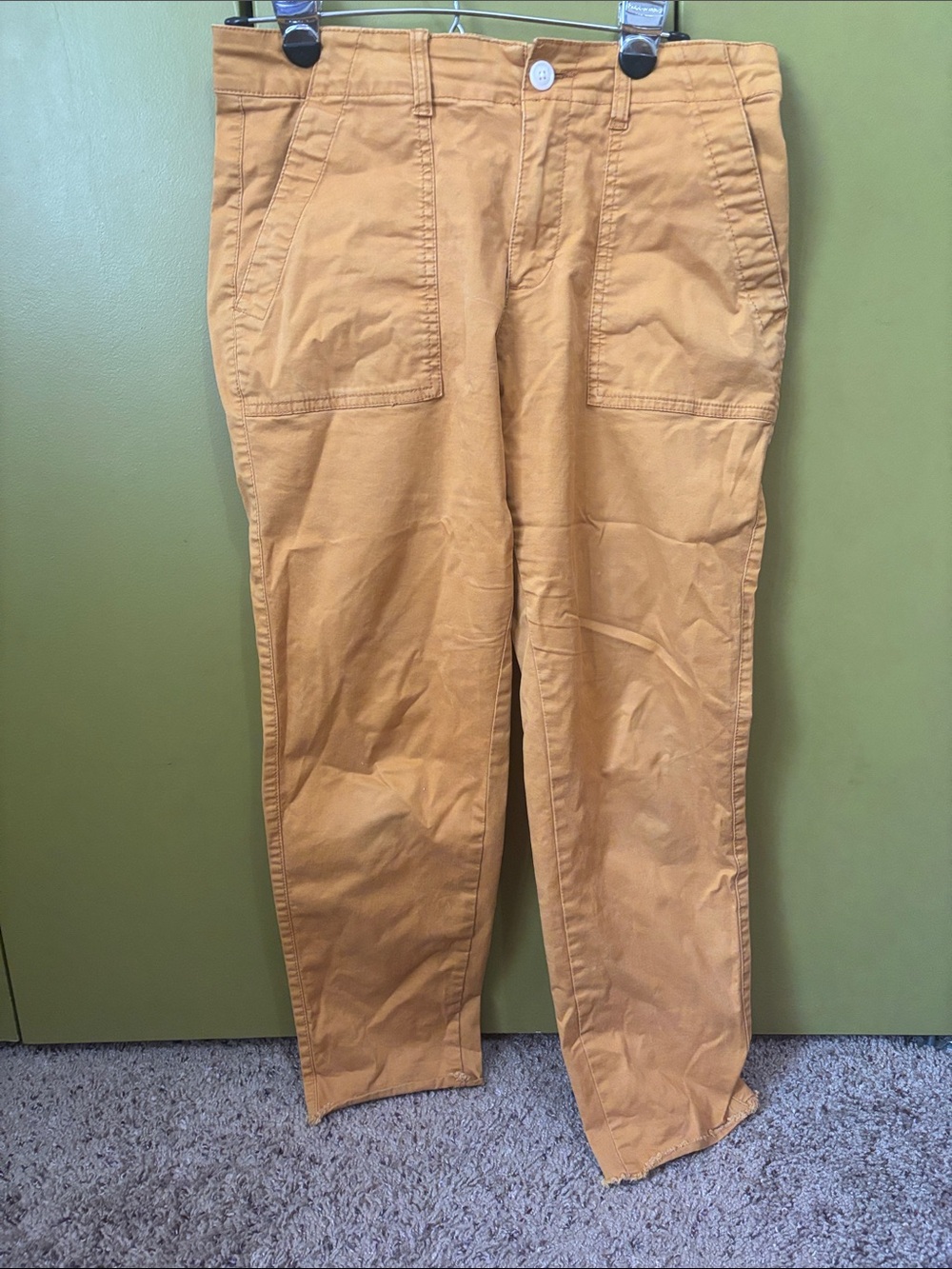 GAP Women’s Mustard Girlfriend Khaki size 4